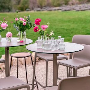 mange-debout-frasca-01-web